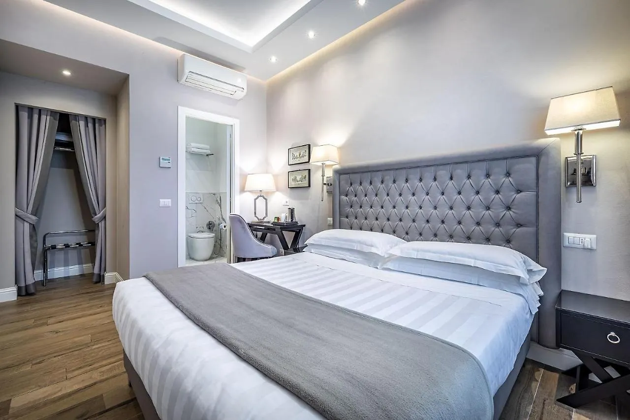 **  Hotel Emma Small Luxury Hotel Florence Italy